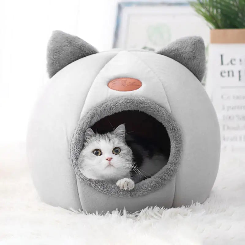 Ultimate Cat Nap Haven: Plush, Enclosed Bed for Rest